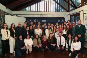 Expertos alertan que el bienestar docente debe convertirse en una prioridad de la política educativa en Ecuador